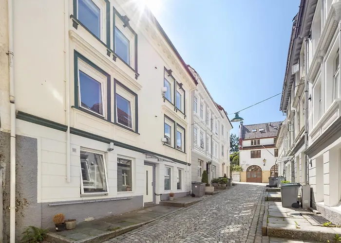 Family Friendly 3br - Quiet Area - Behind Bryggen * Bergen