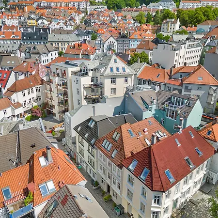 Family Friendly 3br - Quiet Area - Behind Bryggen Апартаменты *